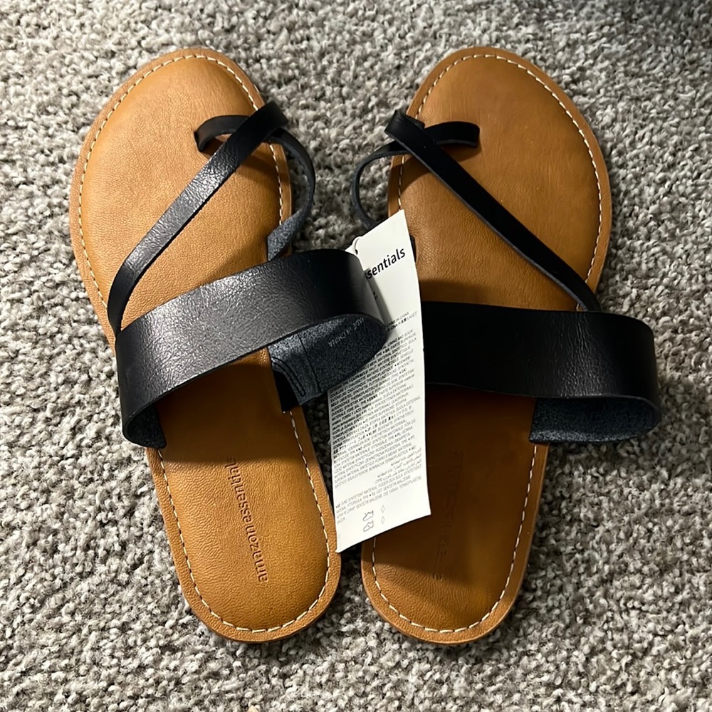 Amazon essentials shoes